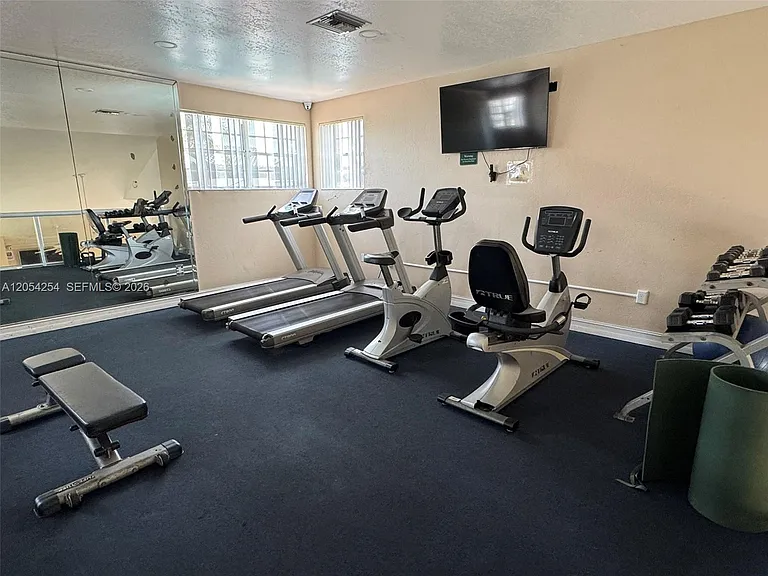 9711 Fontainebleau Blvd #D106 — Photo 31