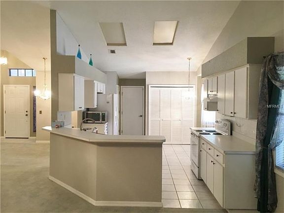 5th image of 18129 Swan Lake Dr