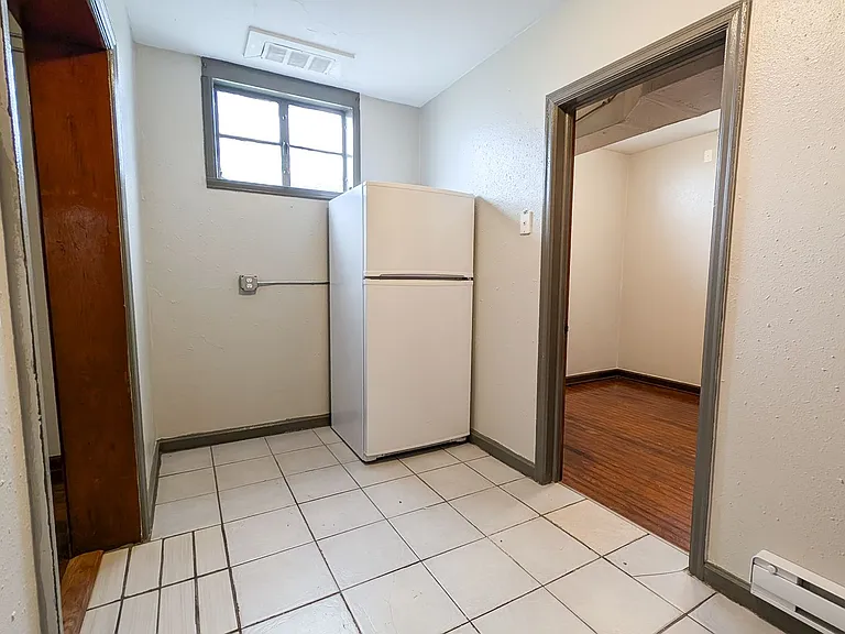 704 Hickory St — Photo 18