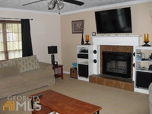 4th image of 3041 Brooks Dr