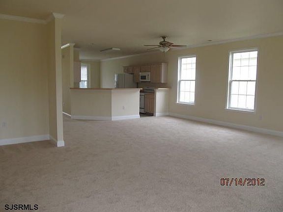 3rd image of 149 Southampton Dr