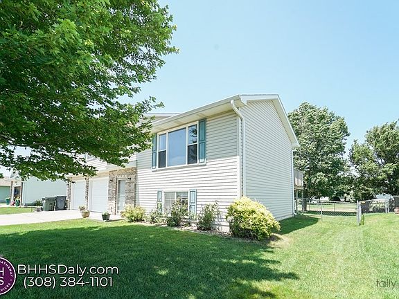 2nd image of 4010 Norseman Ave