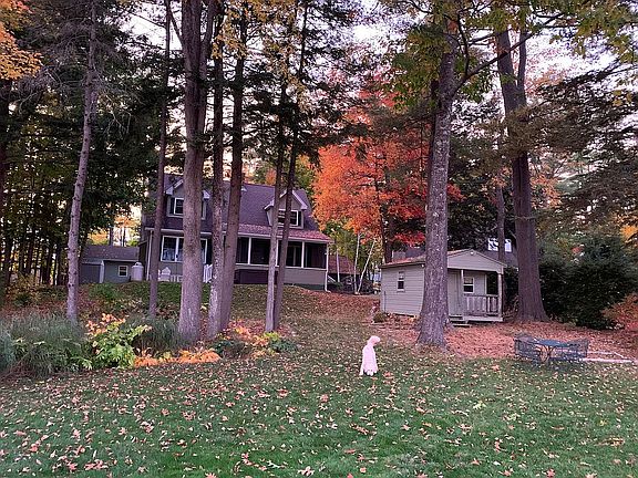 House view from lakeside