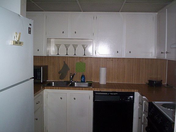 3rd image of 6980 NW 186th St APT 217