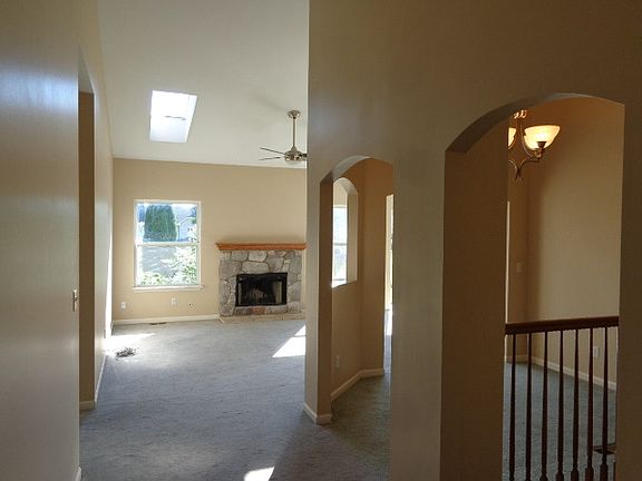 2nd image of 300 River Bend Dr