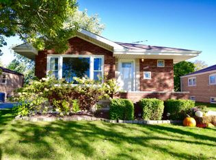 10429 S Lawler Ave, Oak Lawn, IL 60453