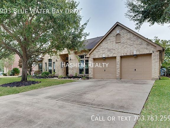 3rd image of 1903 Blue Water Bay Dr