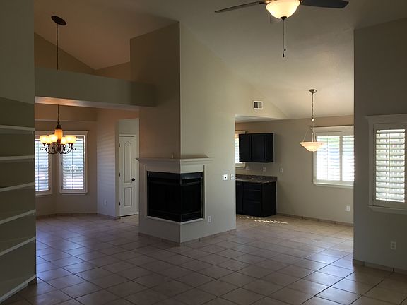5th image of 713 City View Dr