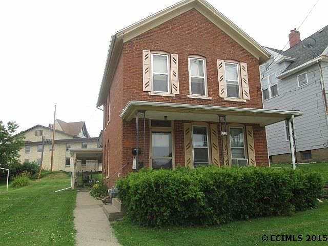 2nd image of 1690 University Ave