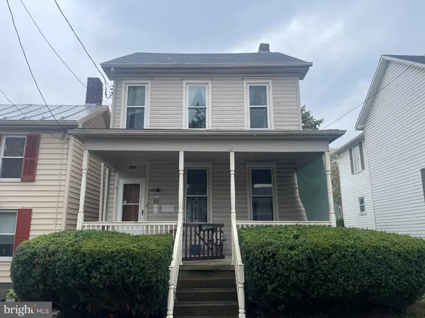 58 W Main St, Newville, PA 17241