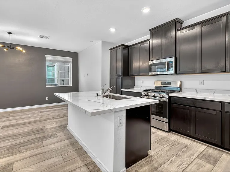 25 Barbara Ln #60 — Photo 7