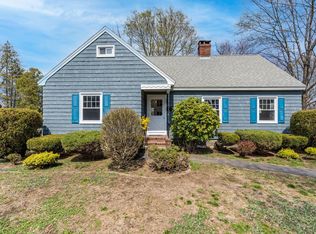 11 Herring Ave, Biddeford, ME 04005