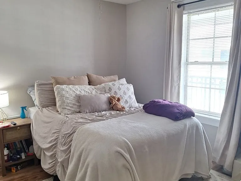 1636 Queen Anne Way — Photo 17