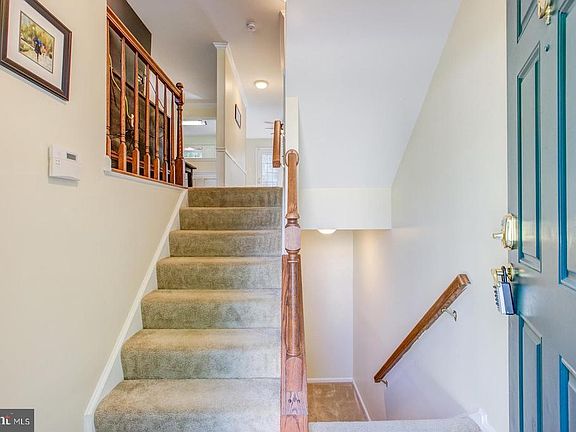 2nd image of 12781 Lockleven Ln