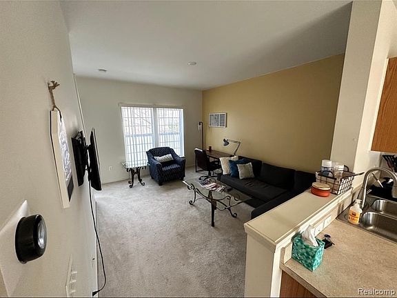 5th image of 44737 Gwinnett Loop #67