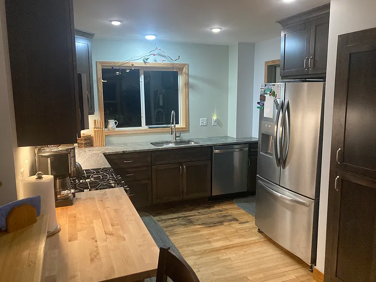 308 Waldo St — Photo 9