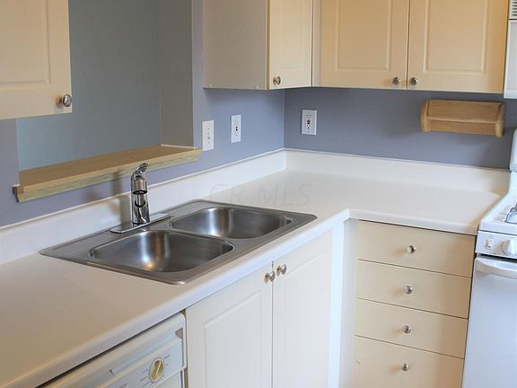 5th image of 5660 Blendon Place Dr