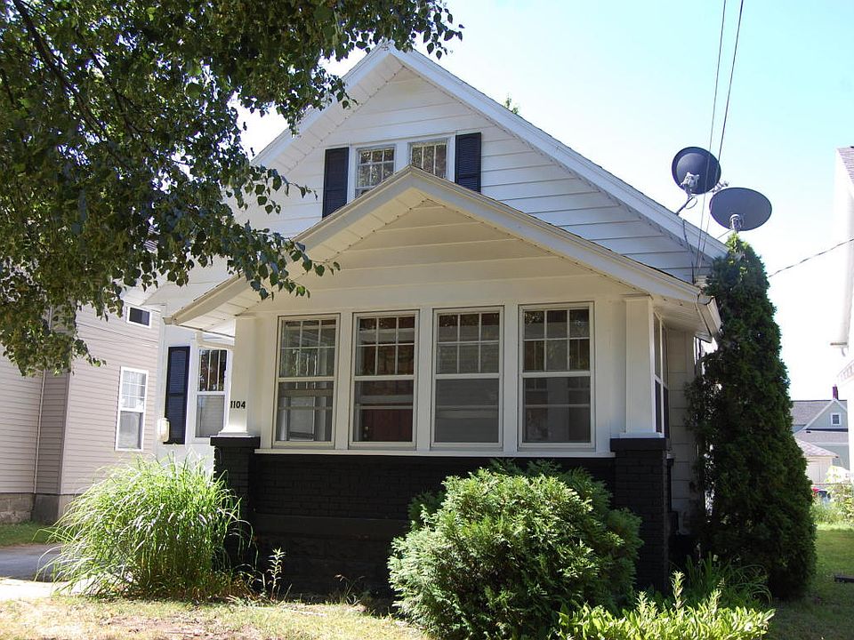 1st image of 1104 Hovey St SW