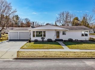 402 Modern Ave, Reedsburg, WI 53959
