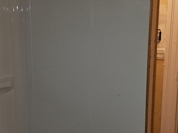 4th image of 3405 Garland St