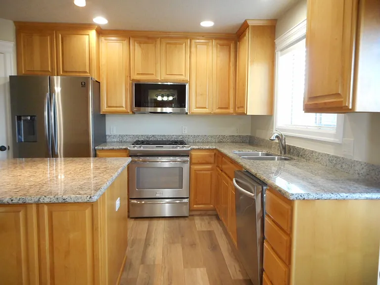 1555 Dolores Way SE — Photo 6
