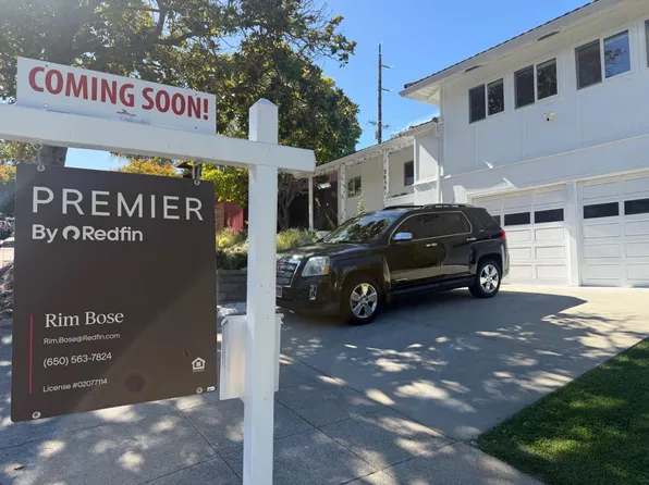 2850 Medford Ave, Redwood City, CA 94061