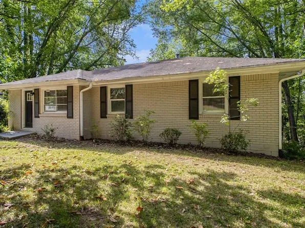 3693 Larkspur Ter, Decatur, GA 30032