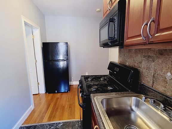 2nd image of 1200 Kennedy Blvd #46A