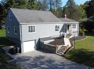 116 Elmbrook Rd, Beaver Falls, PA 15010