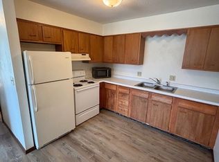 470 Monroe St S #1, Prescott, WI 54021