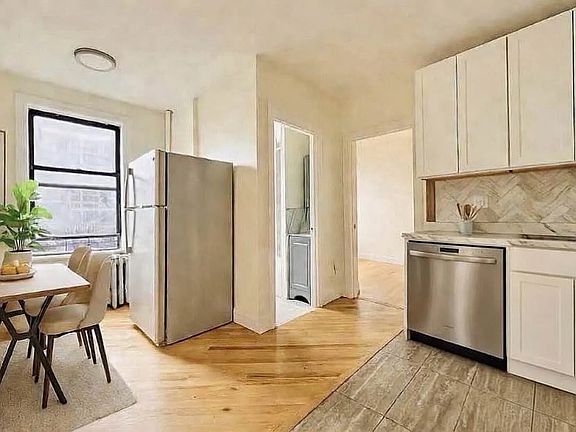 2nd image of 312 S 3rd St APT 2