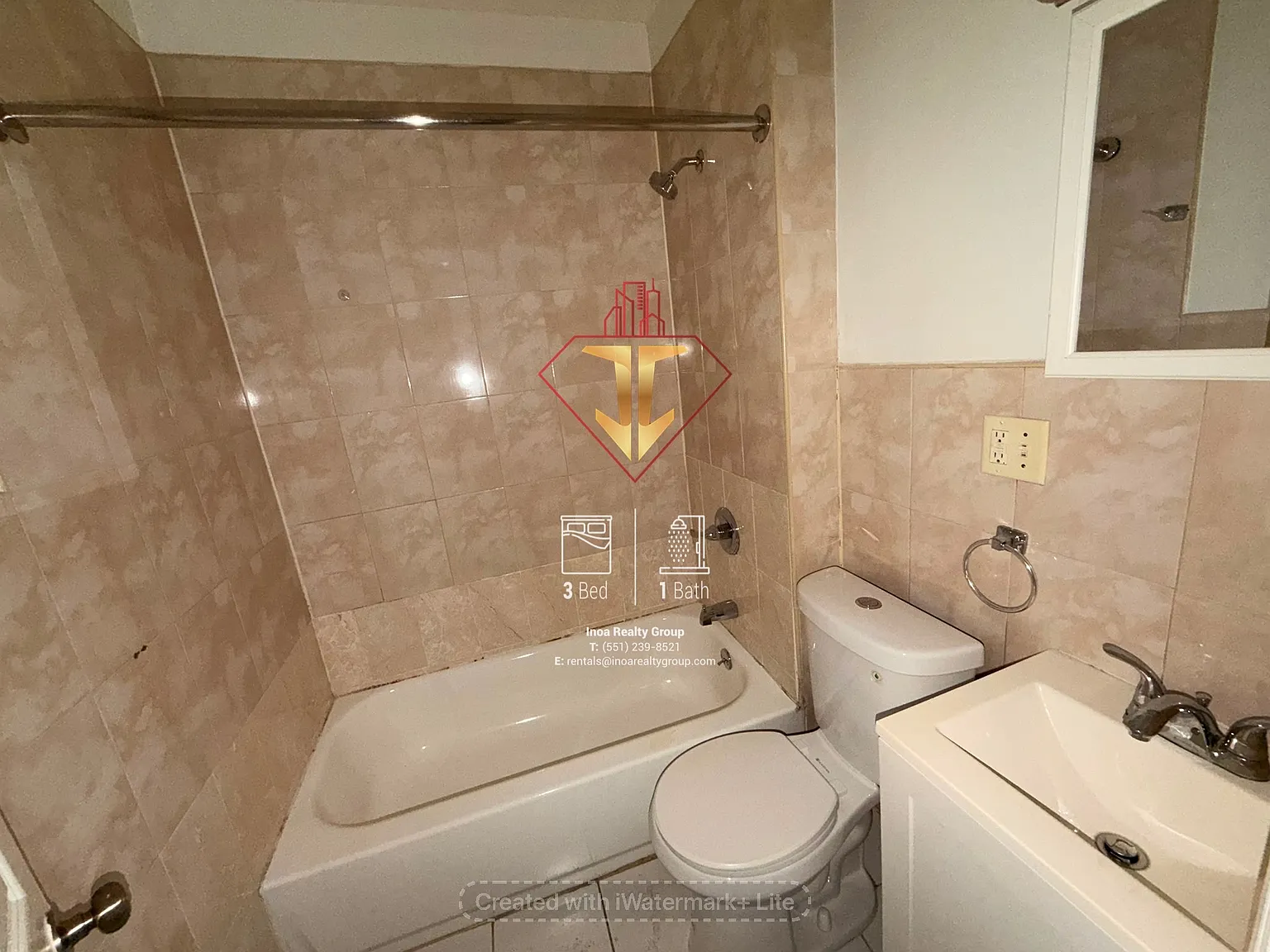 3 bed, 1000 sqft, $2,300 — Photo 4