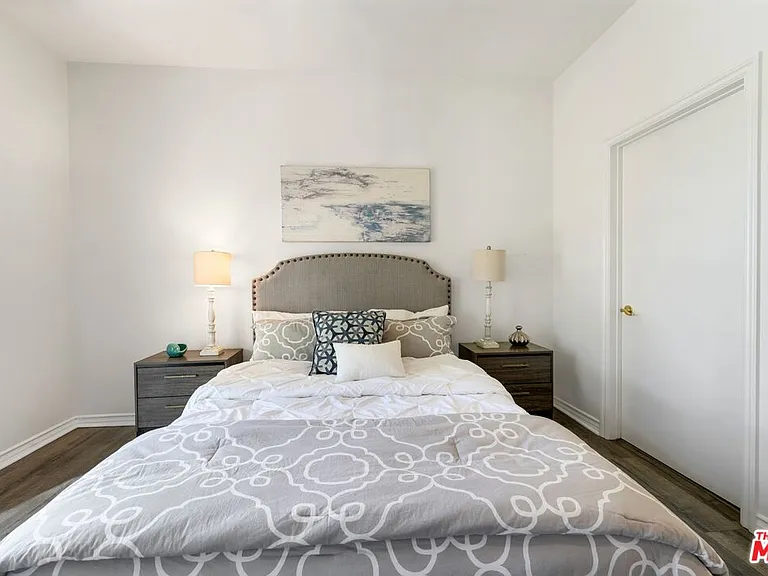 1278 S Camden Dr #202 — Photo 14