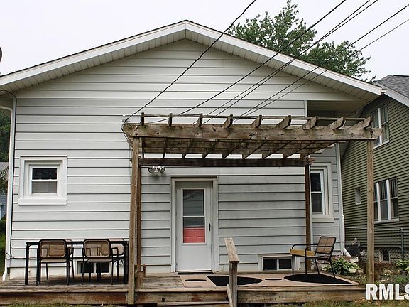 4th image of 2949 Farnam St