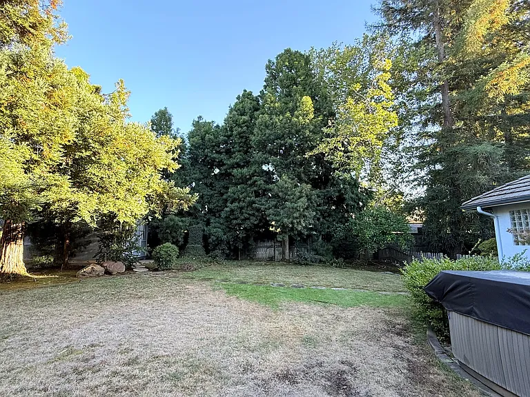 1740 Cathay Way — Photo 7