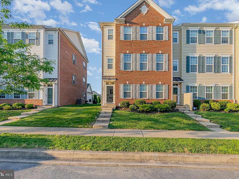 1st image of 543 Equinox Dr