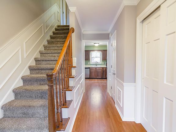 5th image of 2222 Sarbury Ct