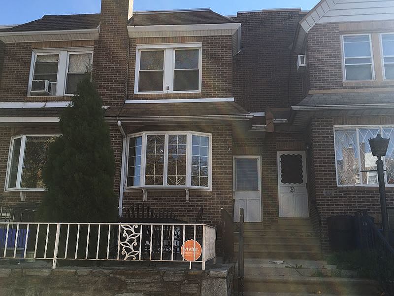 2nd image of 7153 Glenloch St