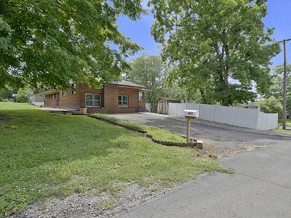 4th image of 415 Bonnawood Dr