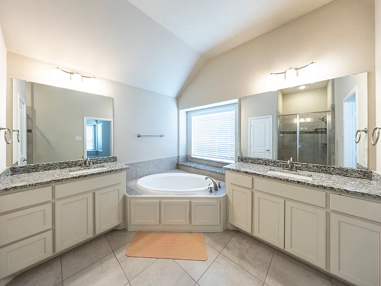 3404 Herron Dr — Photo 29