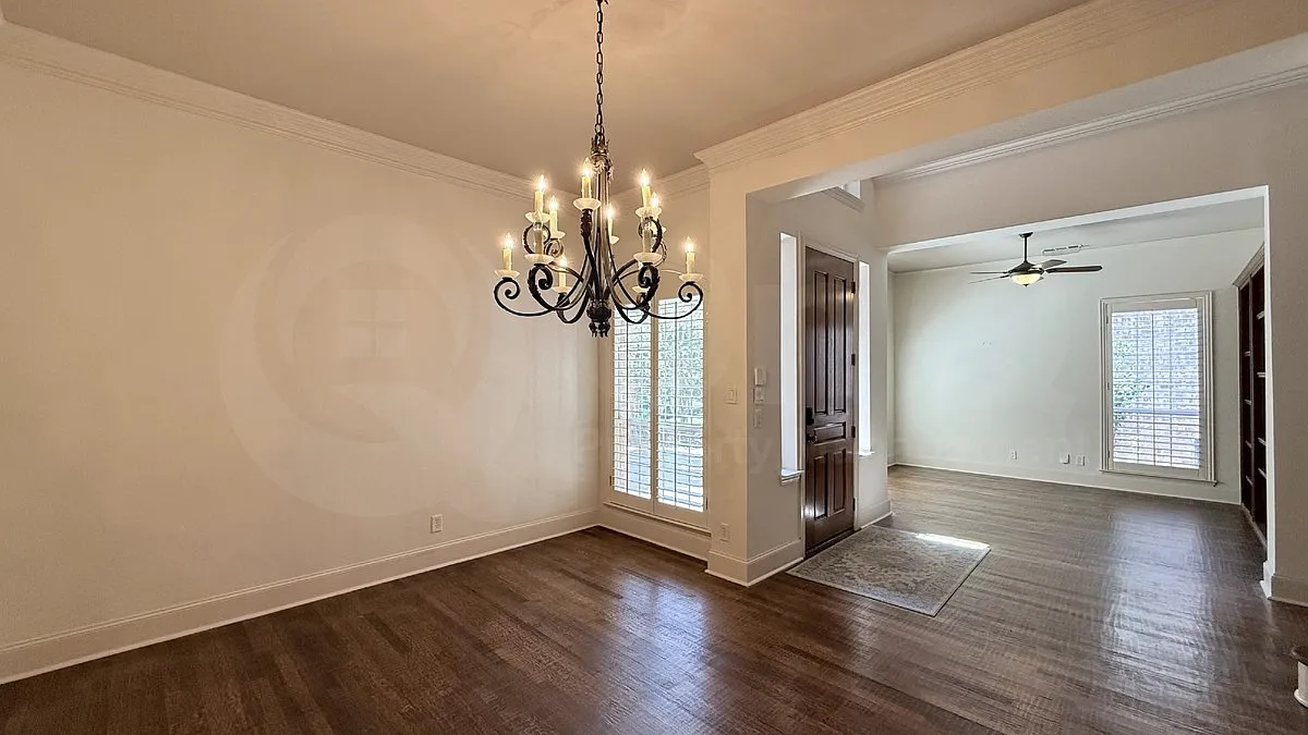 3 bed, 2.5 bath, 2656 sqft, $3,500 — Photo 4