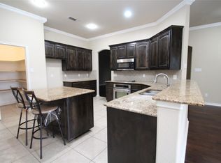 1211 Lantana Ln, Burleson, TX 76028