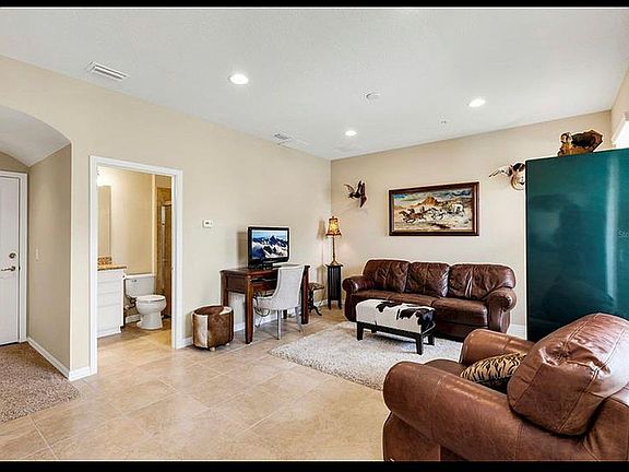 4th image of 535 Piazza Pt