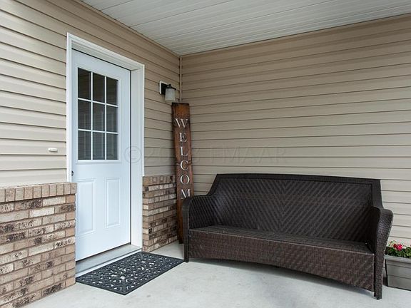3rd image of 962 28th Ave W