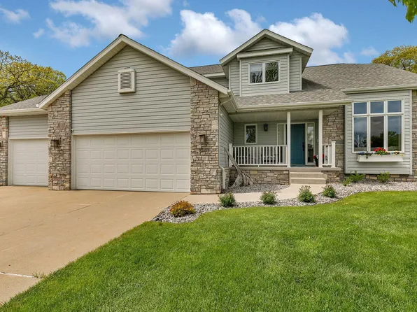 1070 Sunwood Park Ln, Waite Park, MN 56387