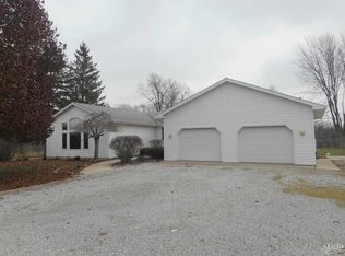 11828 Coldwater Rd, Fort Wayne, IN 46845