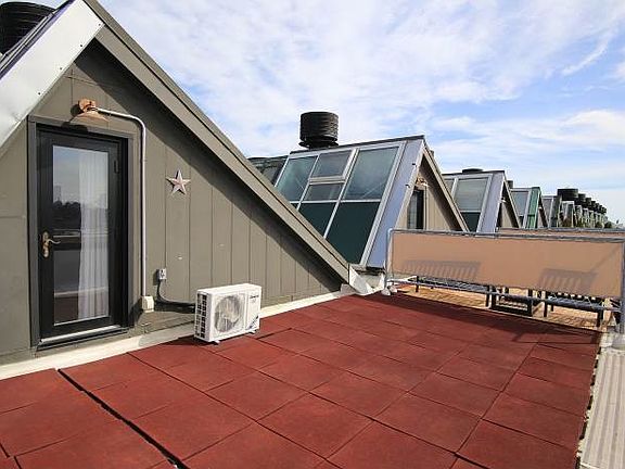 Roof Deck