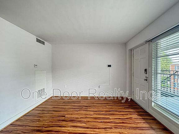 5th image of 732 Scotland St #3