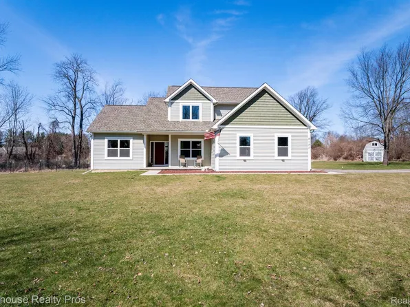 5127 Clyde Rd, Howell, MI 48855