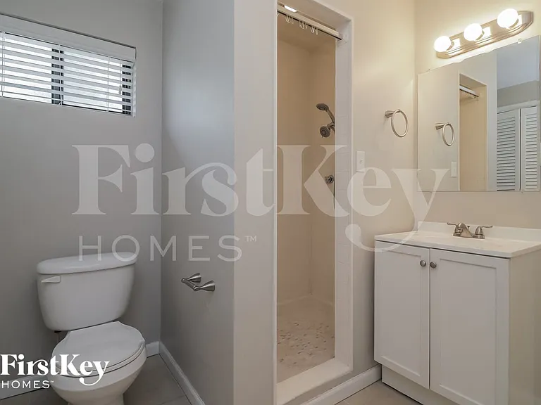 2812 Walnut St — Photo 14